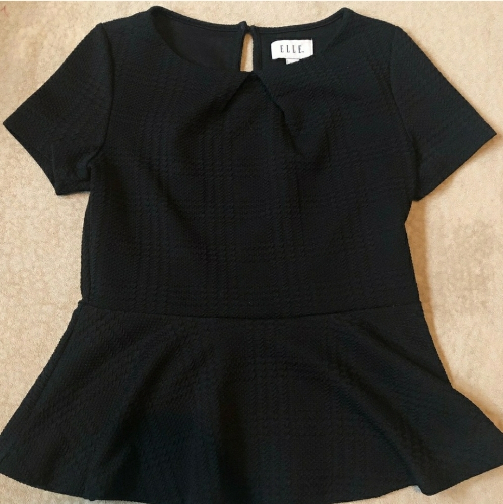 Elle Black Peplum Top w Back Keyhole Closure